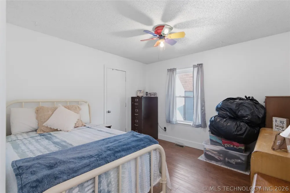 800 Ross Salina, OK 74365