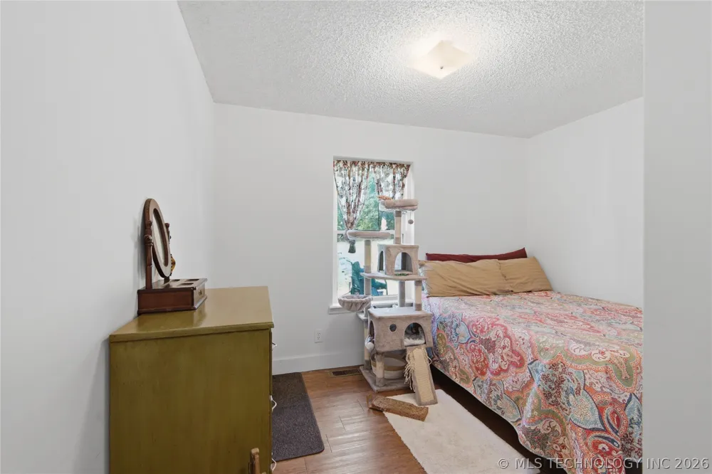 800 Ross Salina, OK 74365