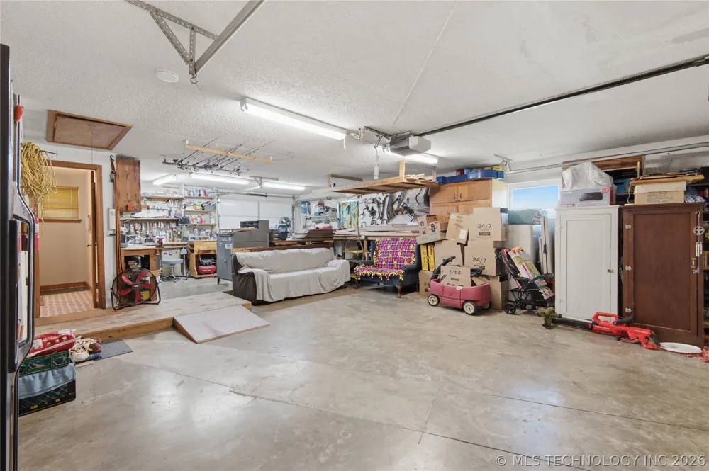 800 Ross Salina, OK 74365