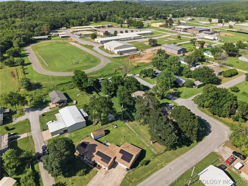 800 Ross Salina, OK 74365