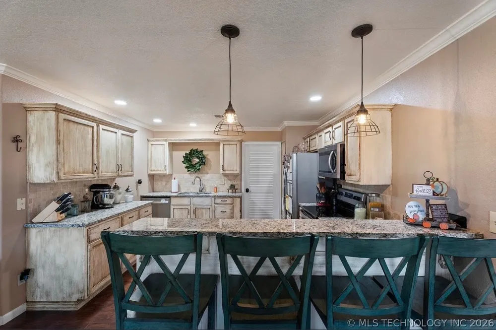 63406 E 90th Road Miami, OK 74354