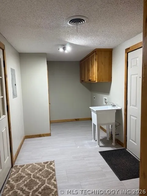 345544 E Highway 62 Meeker, OK 74855