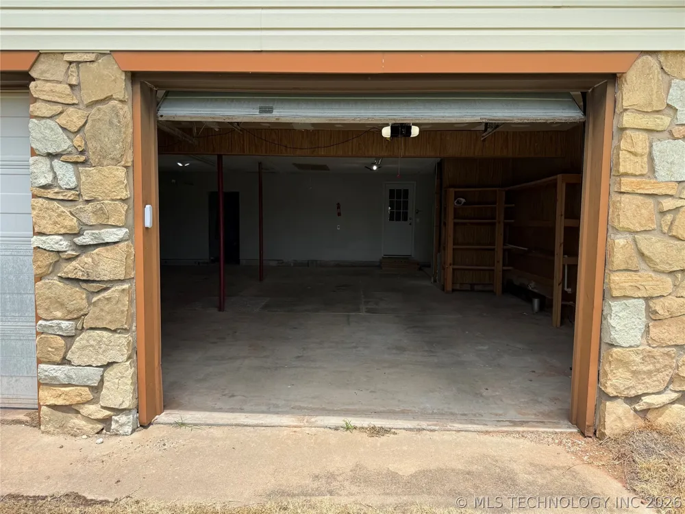 345544 E Highway 62 Meeker, OK 74855