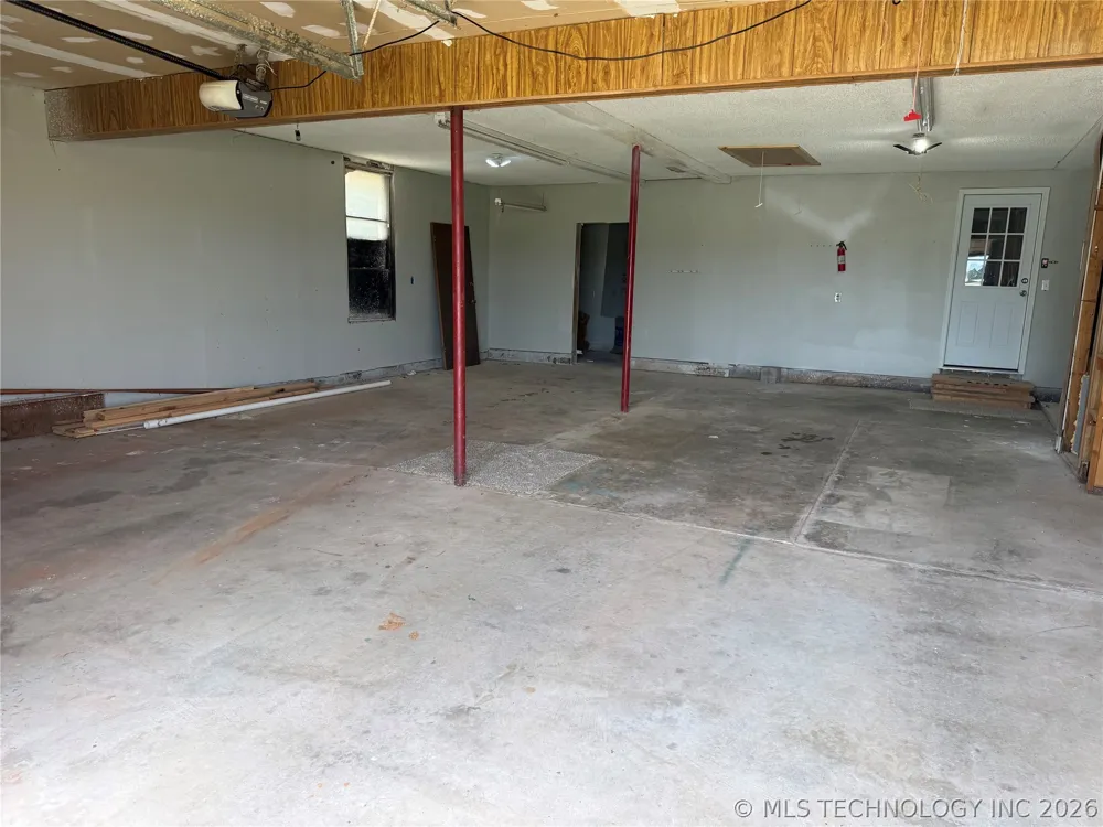 345544 E Highway 62 Meeker, OK 74855