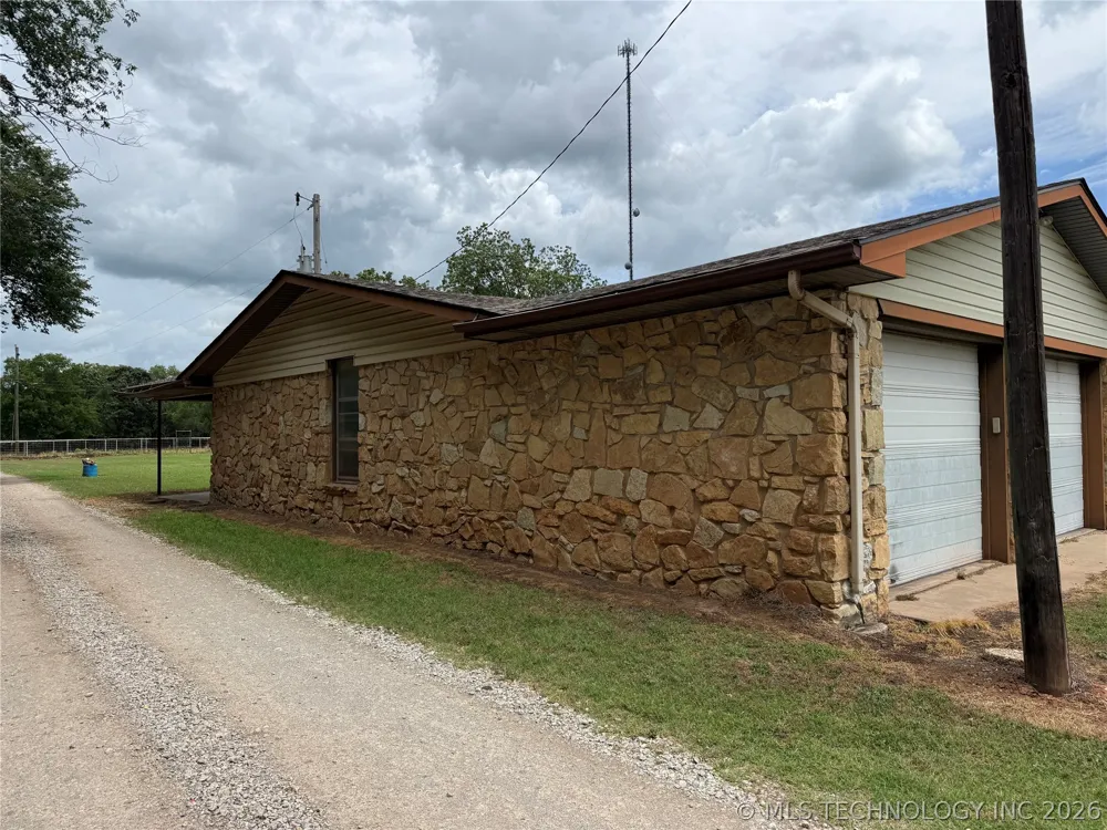 345544 E Highway 62 Meeker, OK 74855