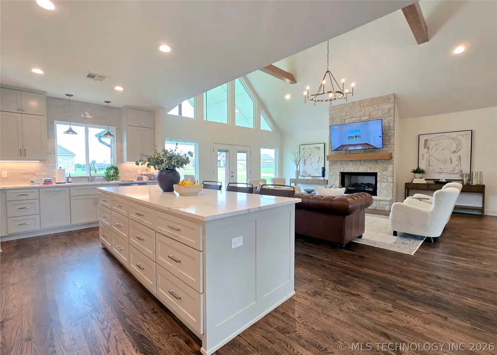 1831 E 44th Street Sand Springs, OK 74063