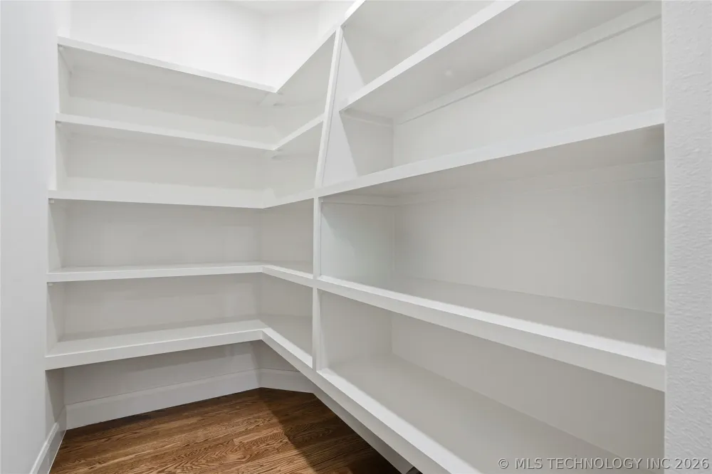 1831 E 44th Street Sand Springs, OK 74063