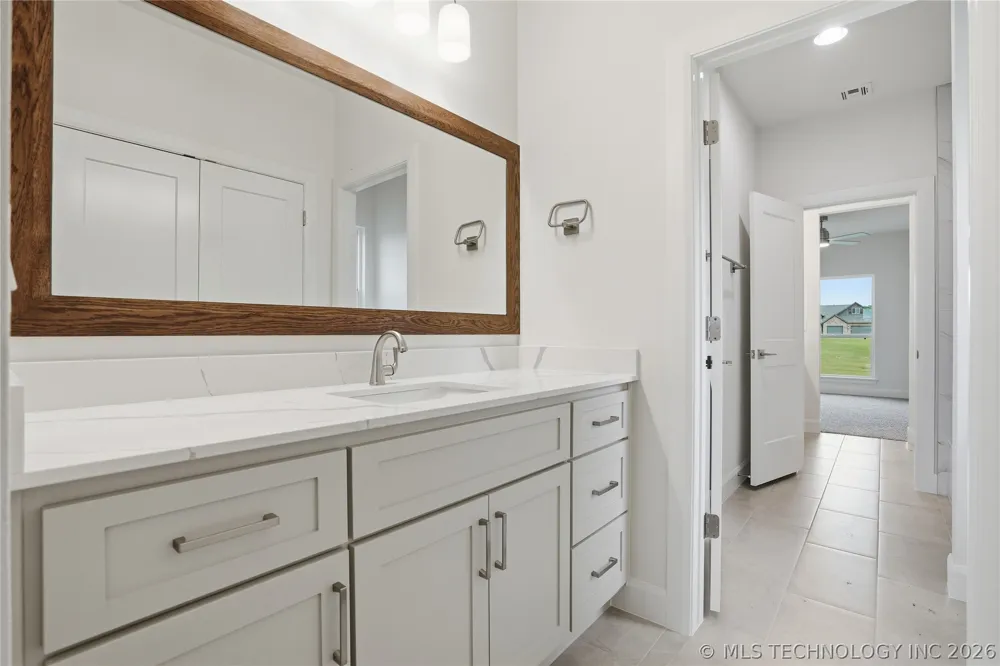 1831 E 44th Street Sand Springs, OK 74063