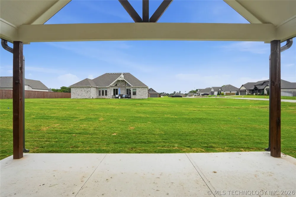 1831 E 44th Street Sand Springs, OK 74063