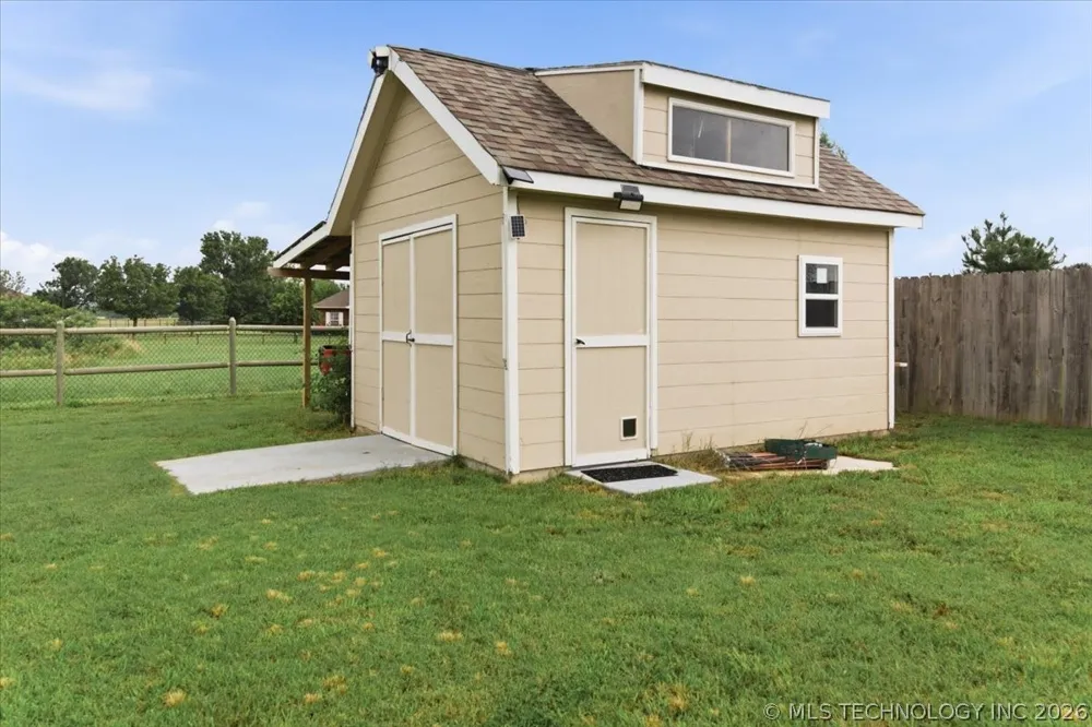 30104 Gale Avenue Inola, OK 74036