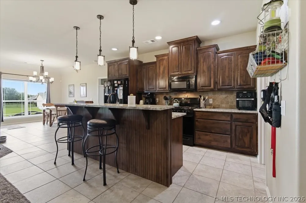 30104 Gale Avenue Inola, OK 74036