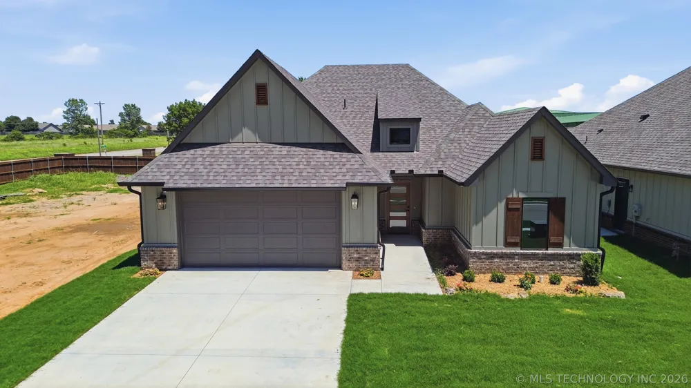 1005 S Chickasaw Street Skiatook, OK 74070