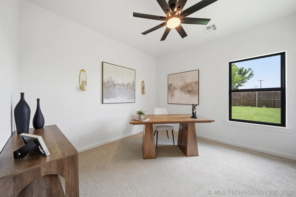 1005 S Chickasaw Street Skiatook, OK 74070