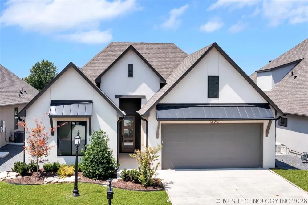 1230 71st Place Broken Arrow, OK 74014
