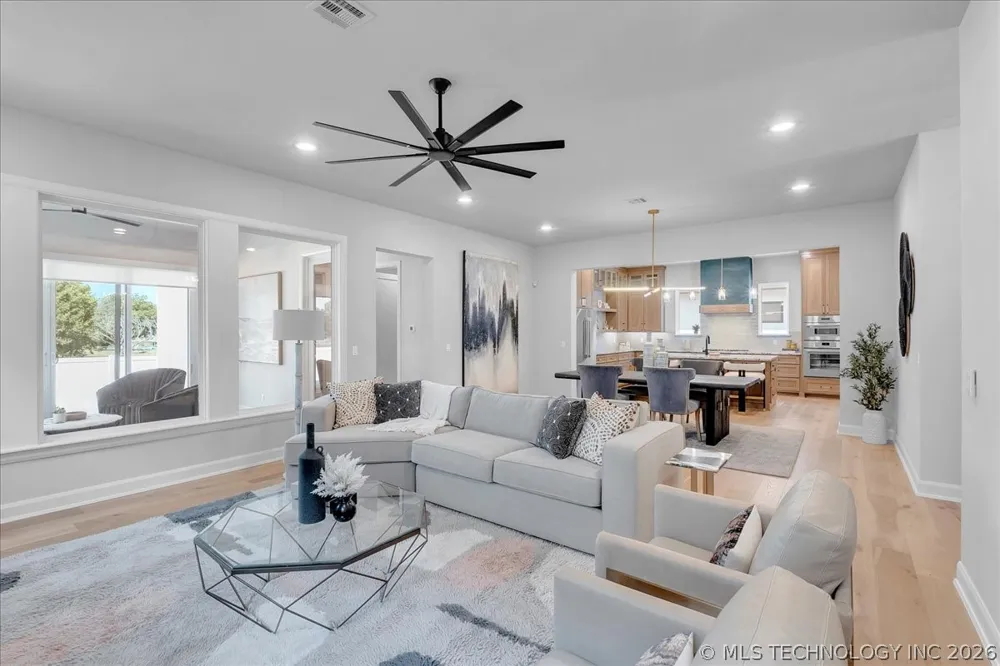 1230 71st Place Broken Arrow, OK 74014