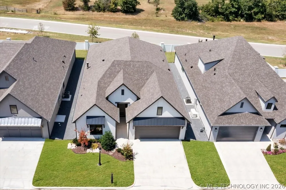 1230 71st Place Broken Arrow, OK 74014