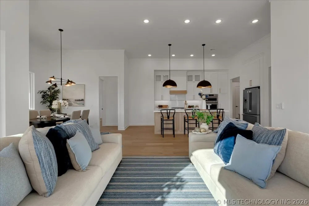 1228 72nd Street Broken Arrow, OK 74014