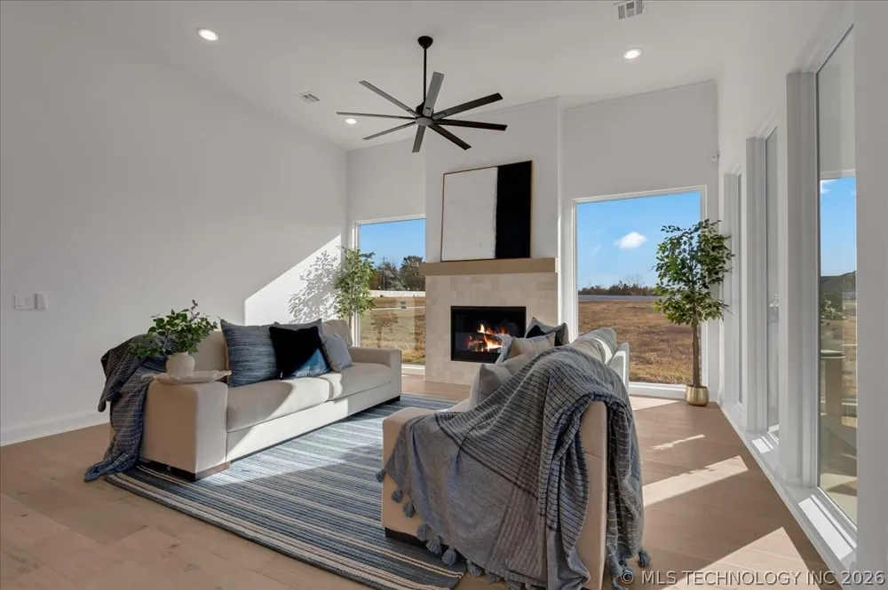 1228 72nd Street Broken Arrow, OK 74014