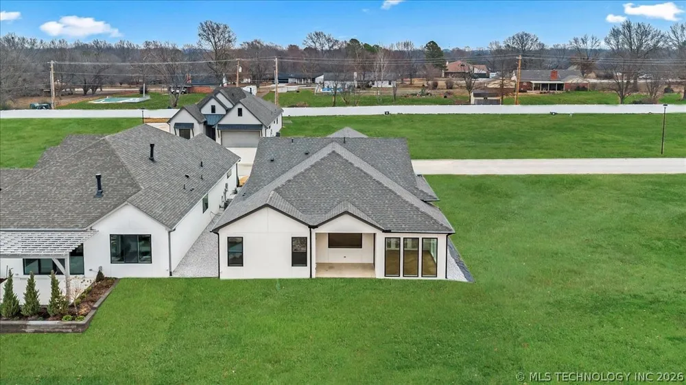 1228 72nd Street Broken Arrow, OK 74014