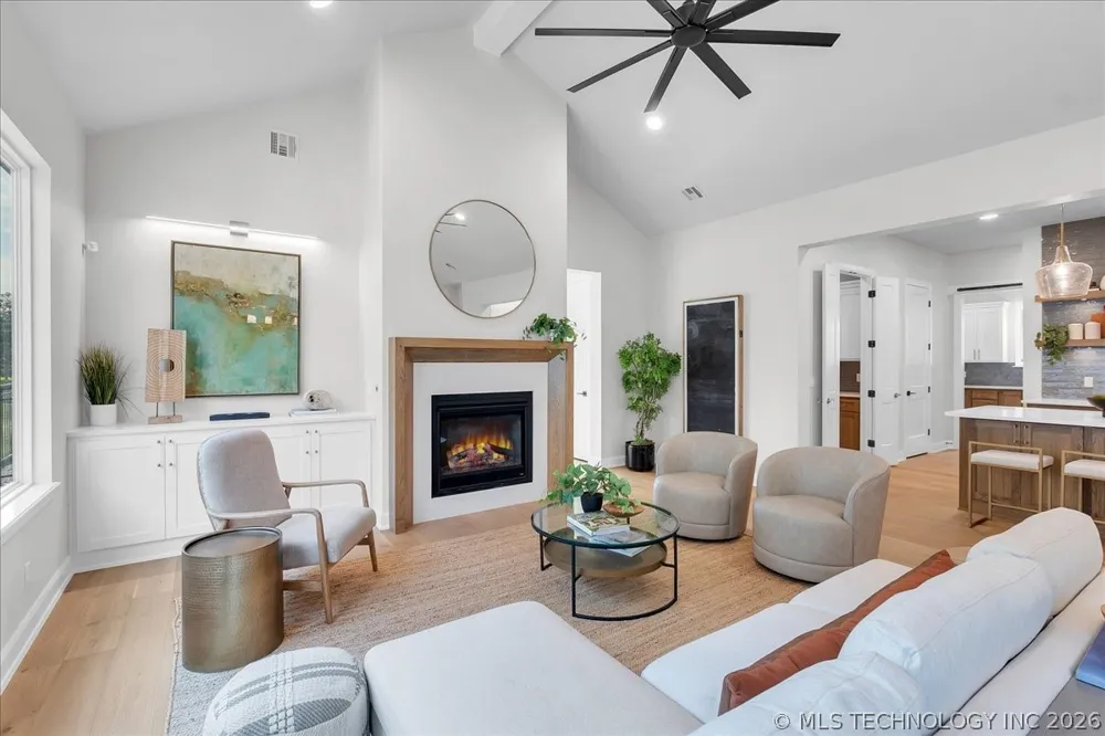 1207 71st Place Broken Arrow, OK 74014