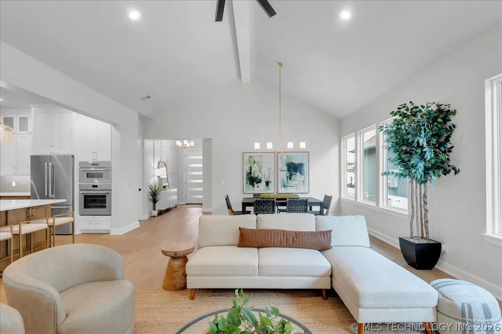 1207 71st Place Broken Arrow, OK 74014