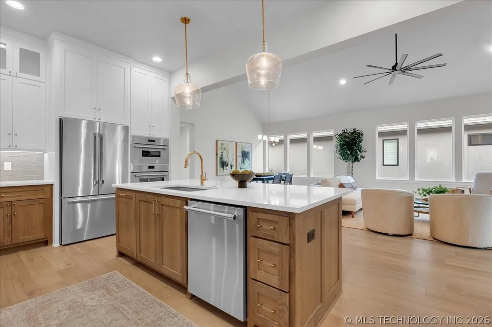 1207 71st Place Broken Arrow, OK 74014