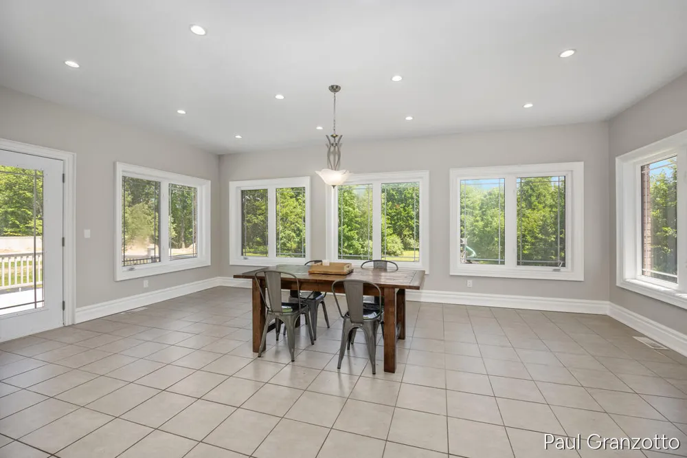 5578 Blackberry Bluff Court SE Kentwood City, MI 49512