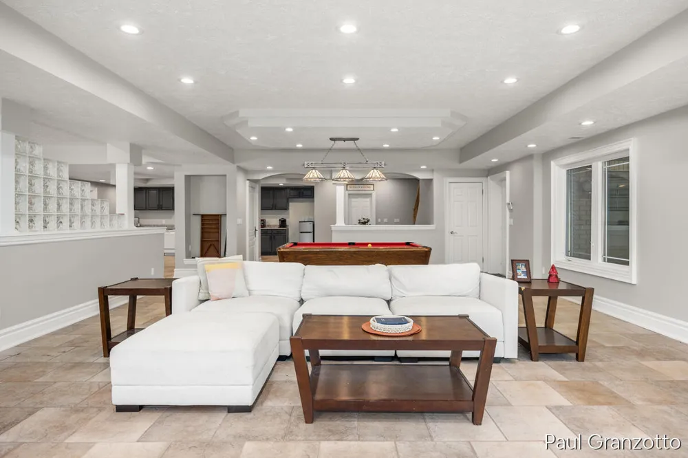 5578 Blackberry Bluff Court SE Kentwood City, MI 49512