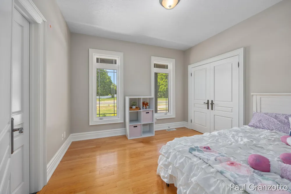 5578 Blackberry Bluff Court SE Kentwood City, MI 49512