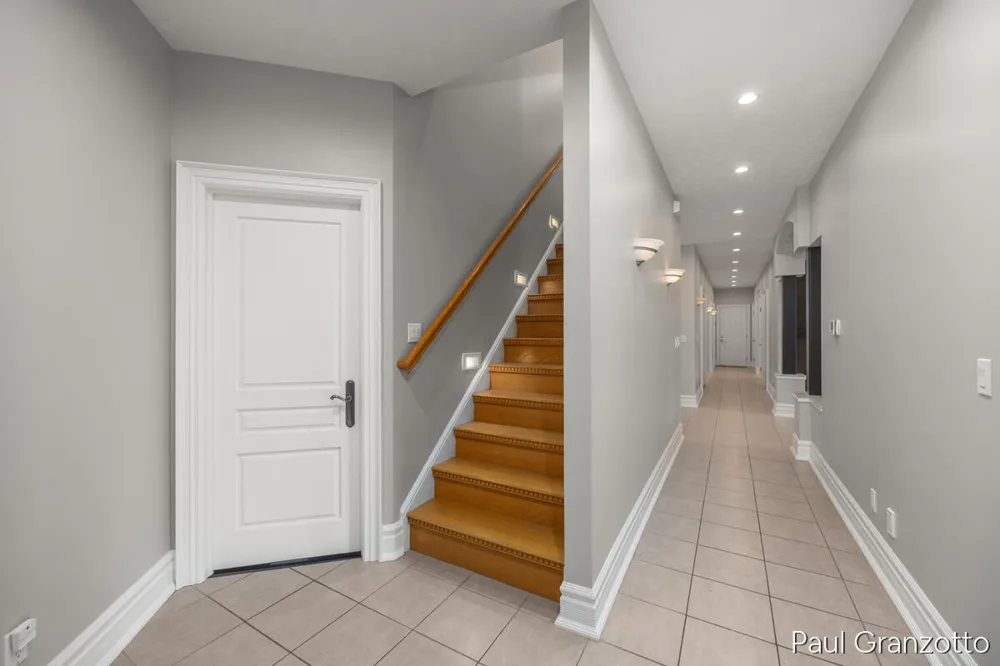 5578 Blackberry Bluff Court SE Kentwood City, MI 49512