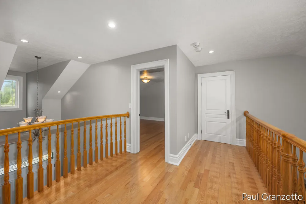 5578 Blackberry Bluff Court SE Kentwood City, MI 49512