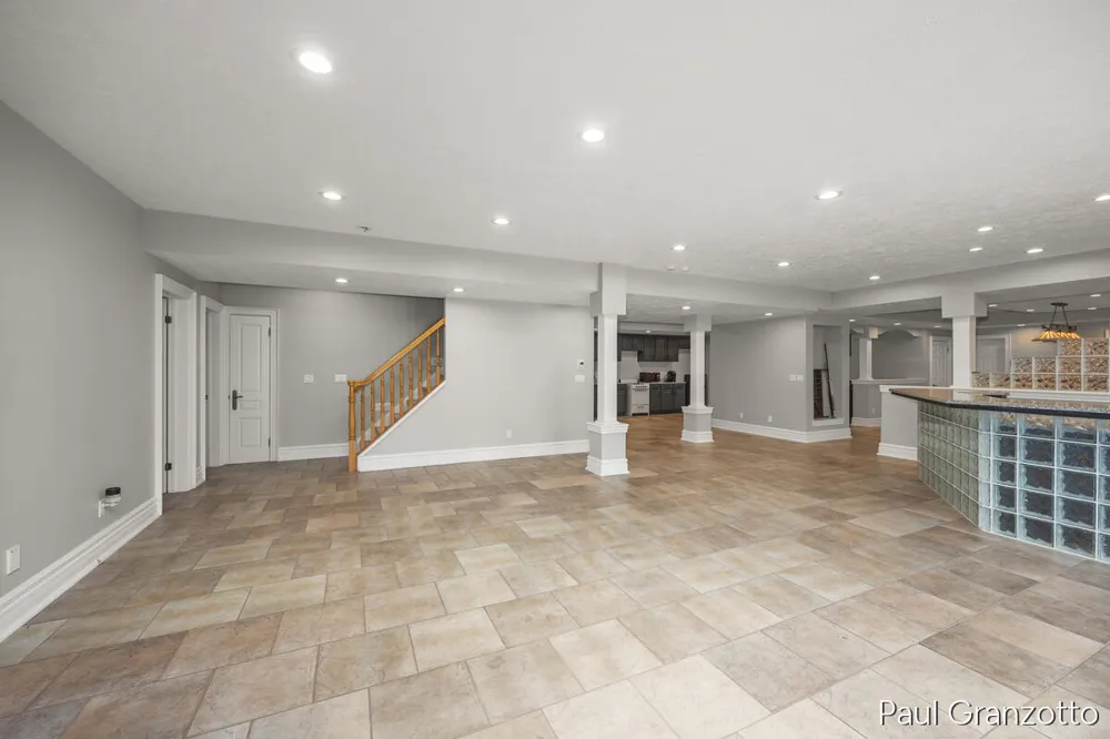 5578 Blackberry Bluff Court SE Kentwood City, MI 49512