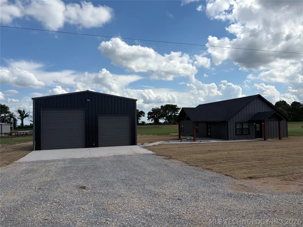 11729 Sandy Acres Trail Kingston, OK 73439