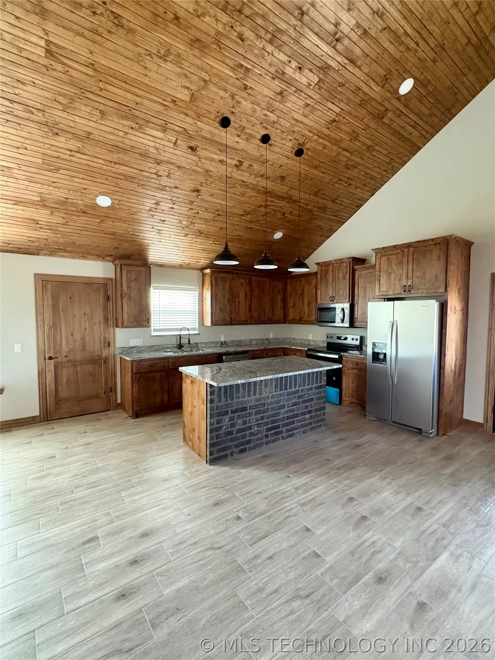 11729 Sandy Acres Trail Kingston, OK 73439