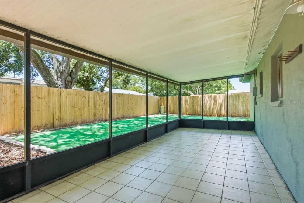 442 EVERGREEN DRIVE Oldsmar, FL 34677