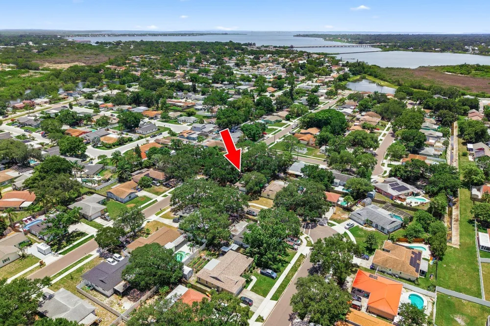 442 EVERGREEN DRIVE Oldsmar, FL 34677