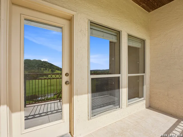 20 TAPATIO DR E #205 Boerne, TX 78006
