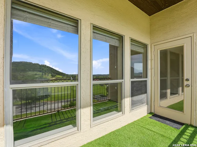 20 TAPATIO DR E #205 Boerne, TX 78006