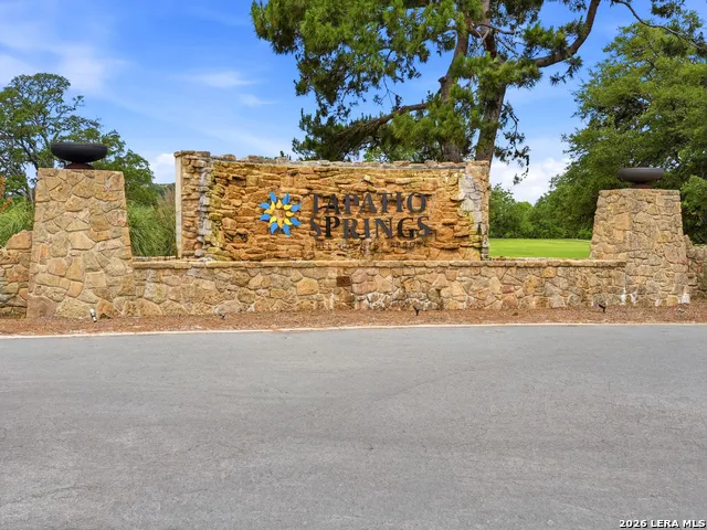 20 TAPATIO DR E #205 Boerne, TX 78006