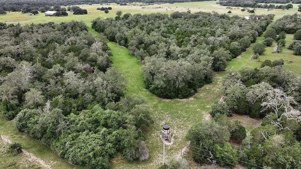 2625 Burke Road Flatonia, TX 78941
