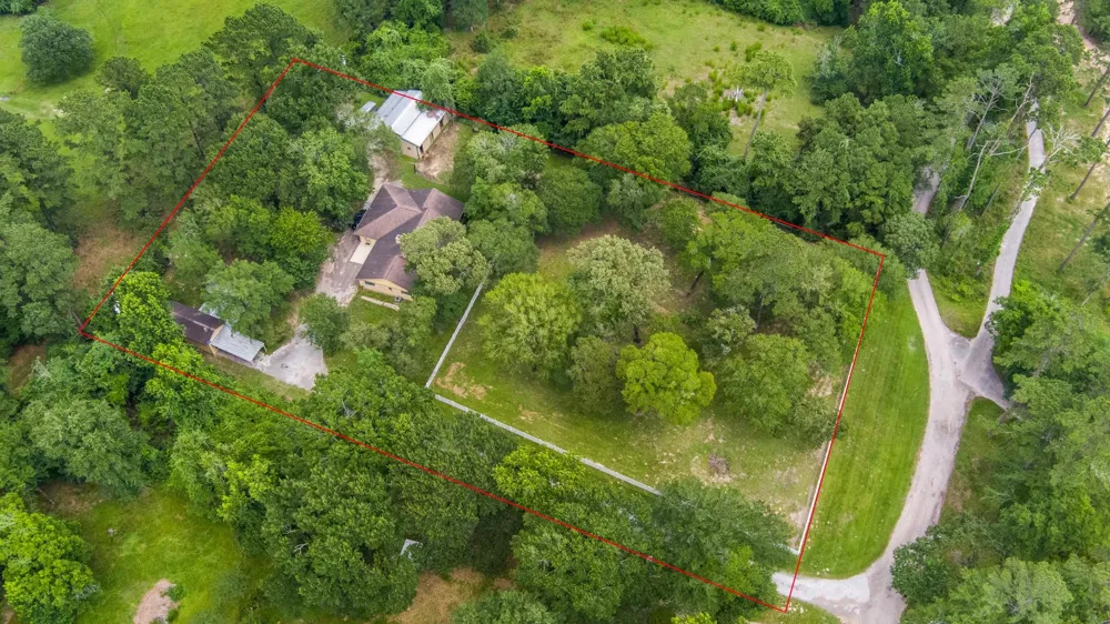 802 Sentinel Oaks Pinehurst, TX 77362
