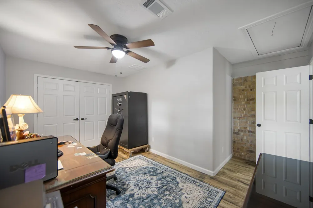 802 Sentinel Oaks Pinehurst, TX 77362