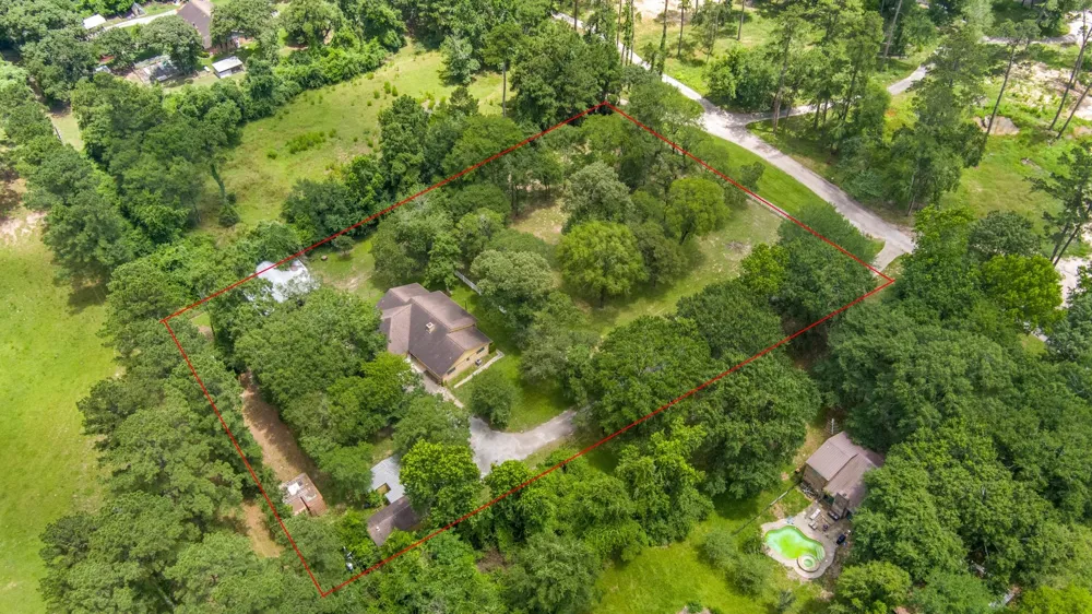 802 Sentinel Oaks Pinehurst, TX 77362
