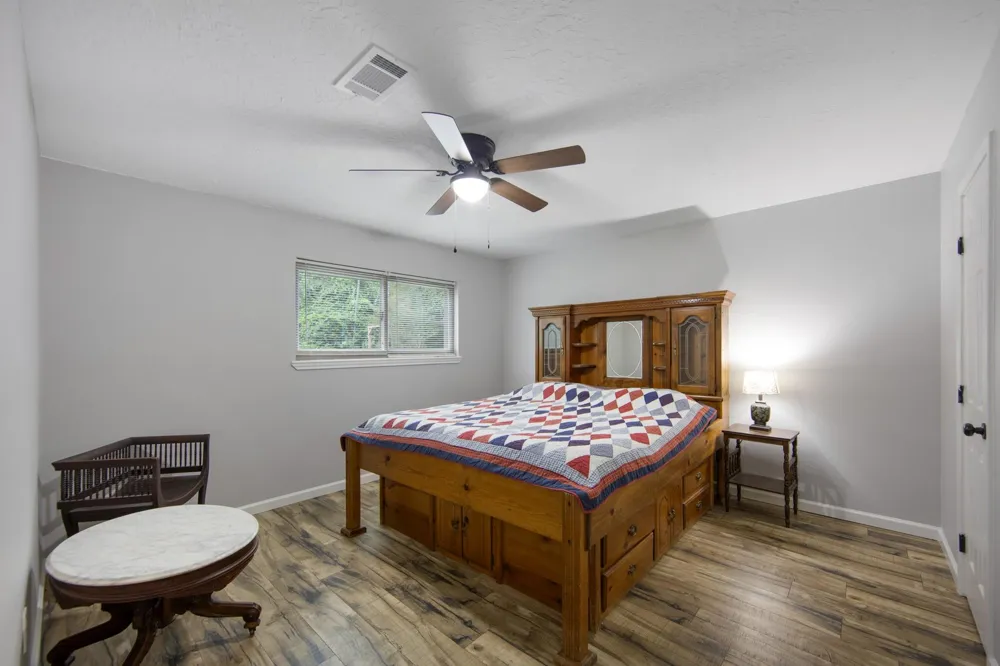 802 Sentinel Oaks Pinehurst, TX 77362