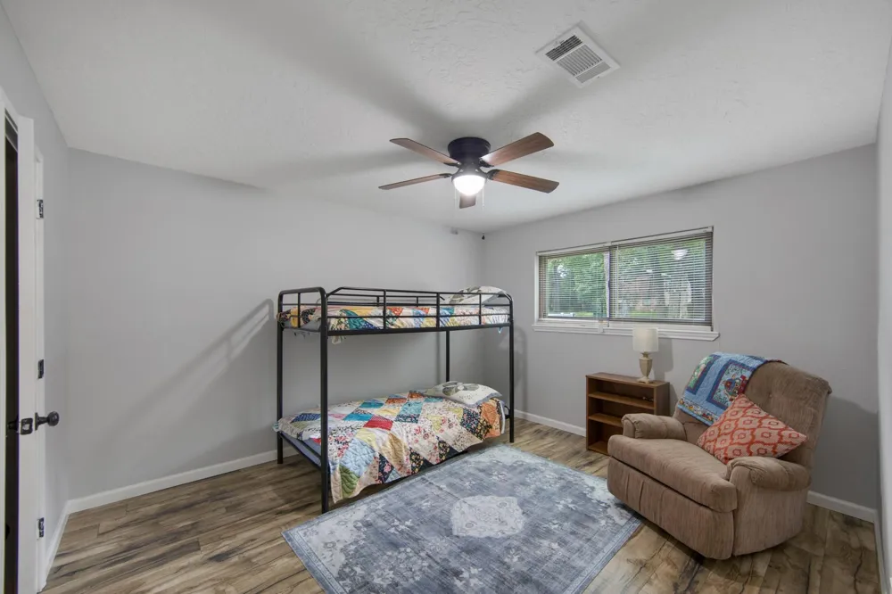 802 Sentinel Oaks Pinehurst, TX 77362