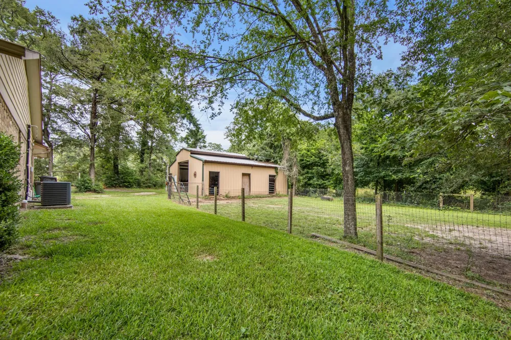 802 Sentinel Oaks Pinehurst, TX 77362