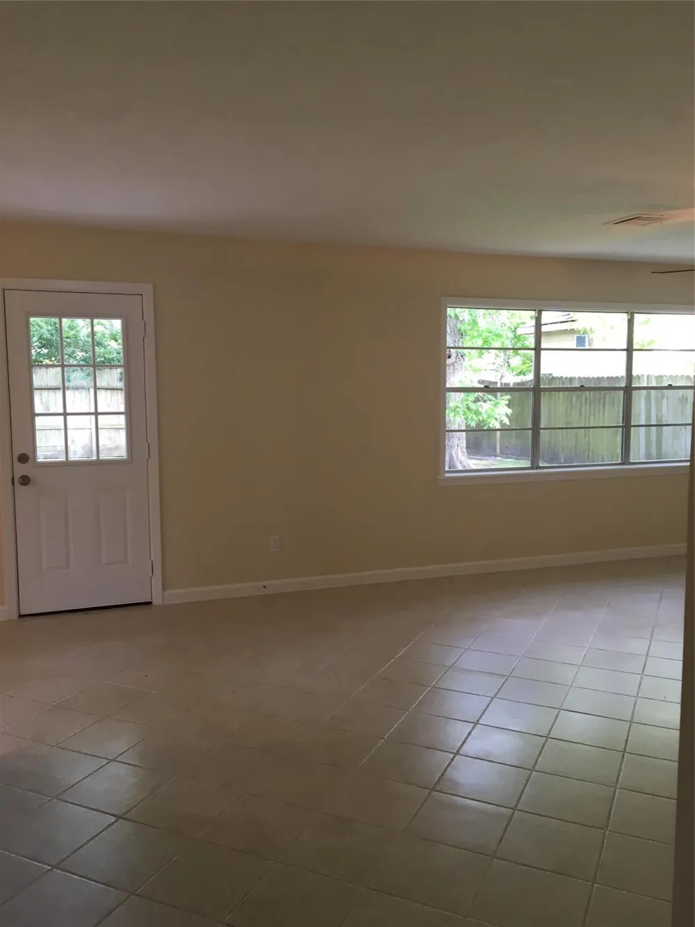 5115 Tashkent Drive Friendswood, TX 77546