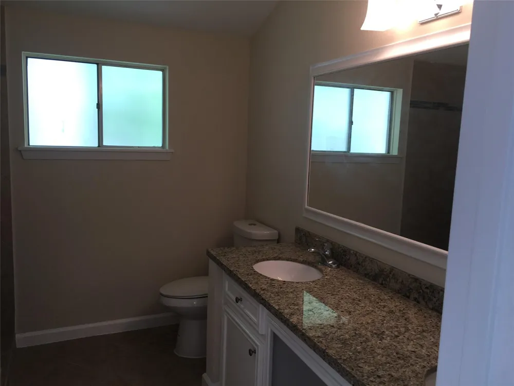 5115 Tashkent Drive Friendswood, TX 77546