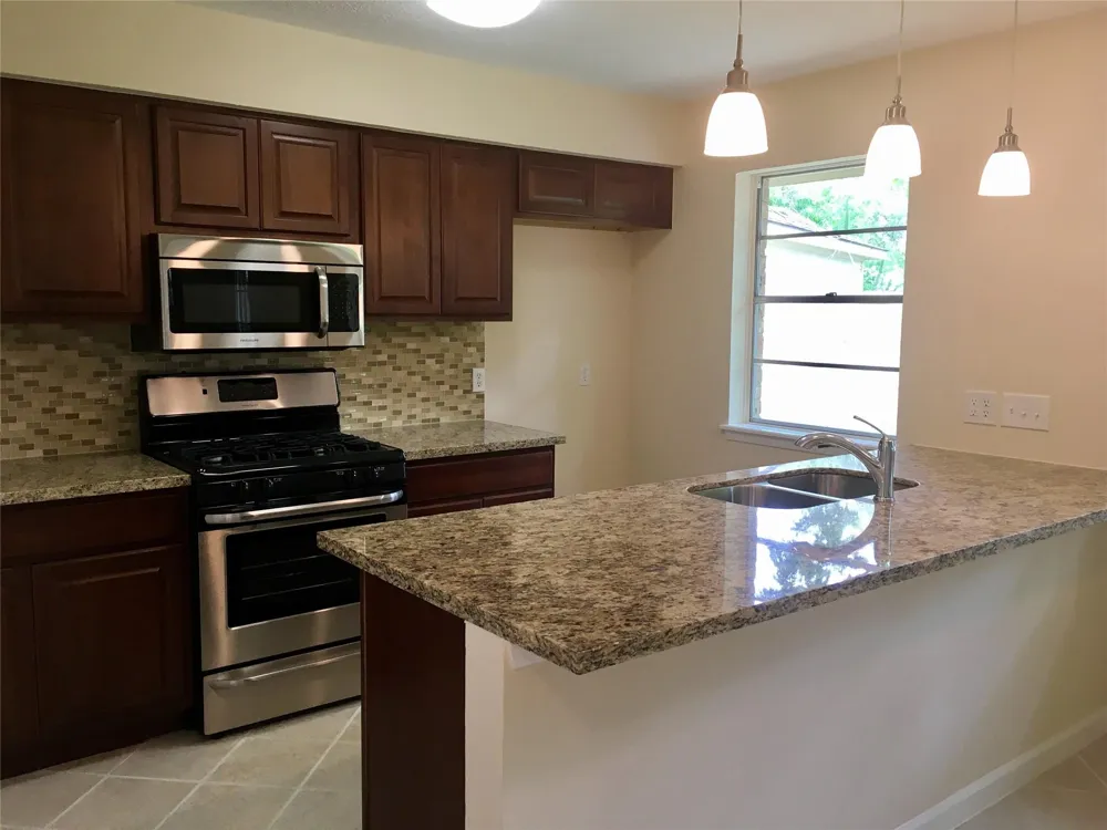 5115 Tashkent Drive Friendswood, TX 77546