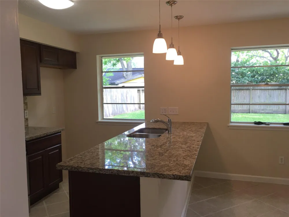 5115 Tashkent Drive Friendswood, TX 77546
